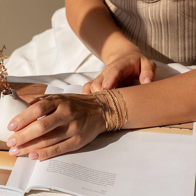 Vernetta™ | Gold Bracelet Set – Harrison & james